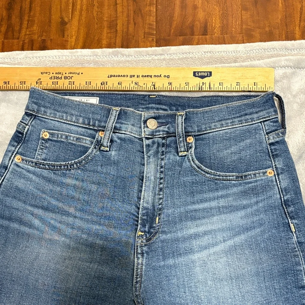 GAP Women's KICK FIT HIGH RISE CROPPED Jeans. - Picture 3 of 8